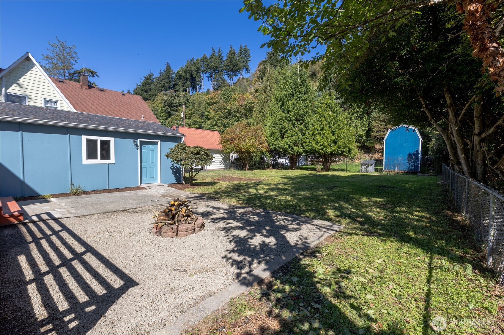 1905 Riverside Avenue Property Photo 32