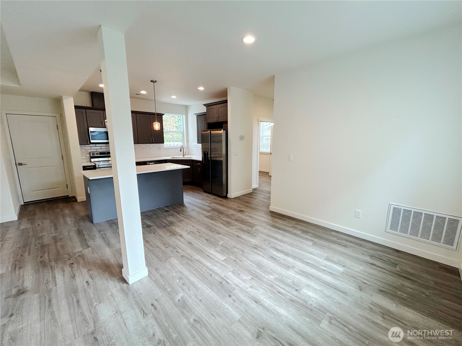 2708 Alderbrook Court Property Photo 8