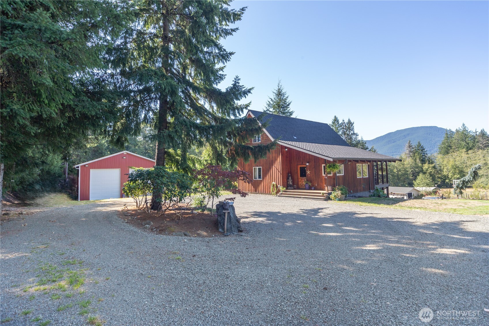 1812 Lindsay Hill Road Property Photo 6