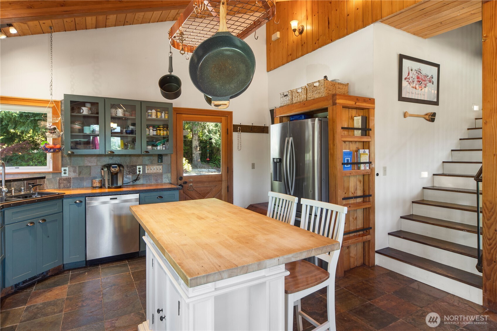 1812 Lindsay Hill Road Property Photo 12