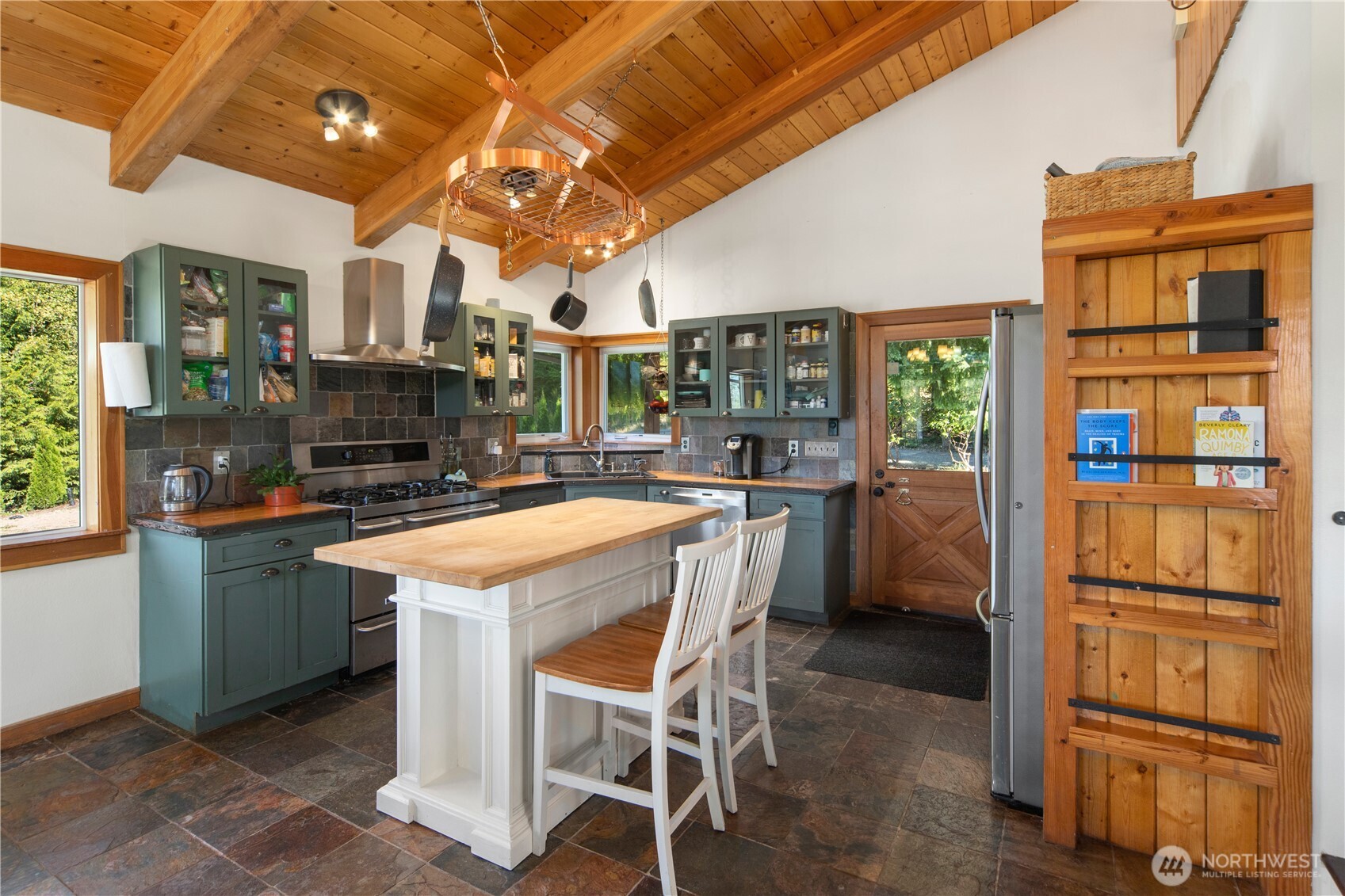 1812 Lindsay Hill Road Property Photo 13