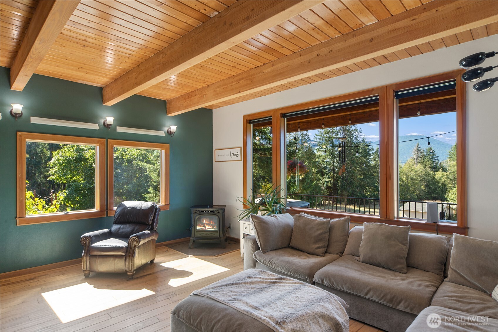 1812 Lindsay Hill Road Property Photo 15