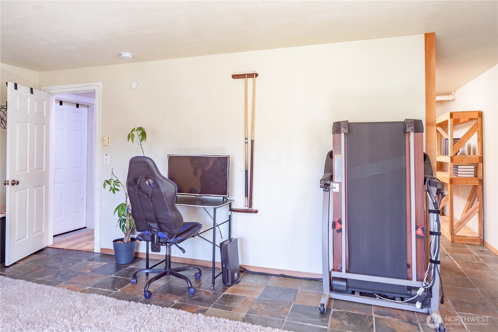 1812 Lindsay Hill Road Property Photo 25