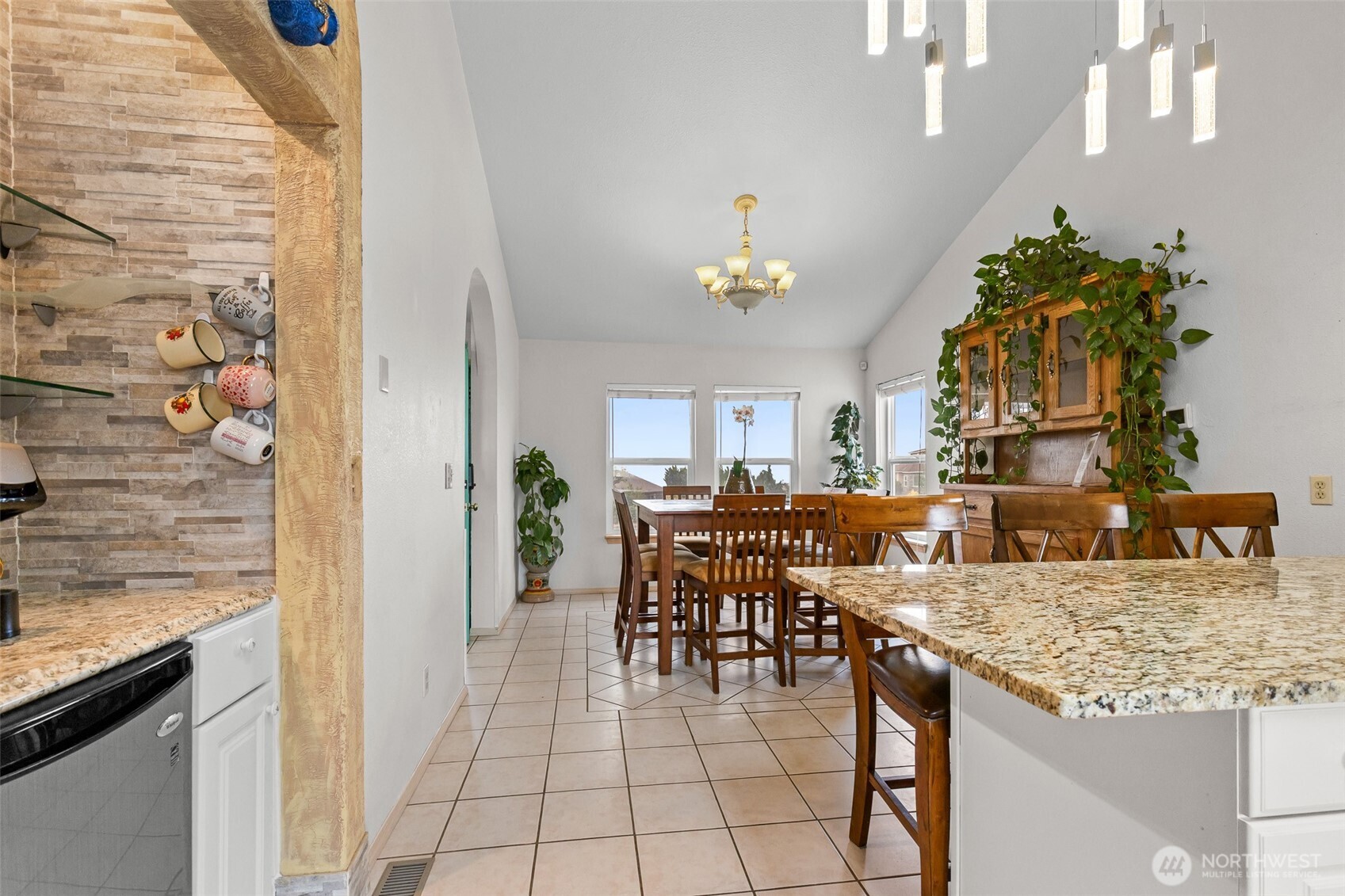 511 Saint Hilaire Road Property Photo 17