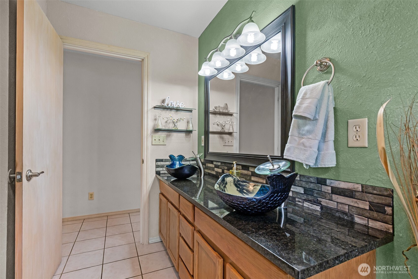 511 Saint Hilaire Road Property Photo 32