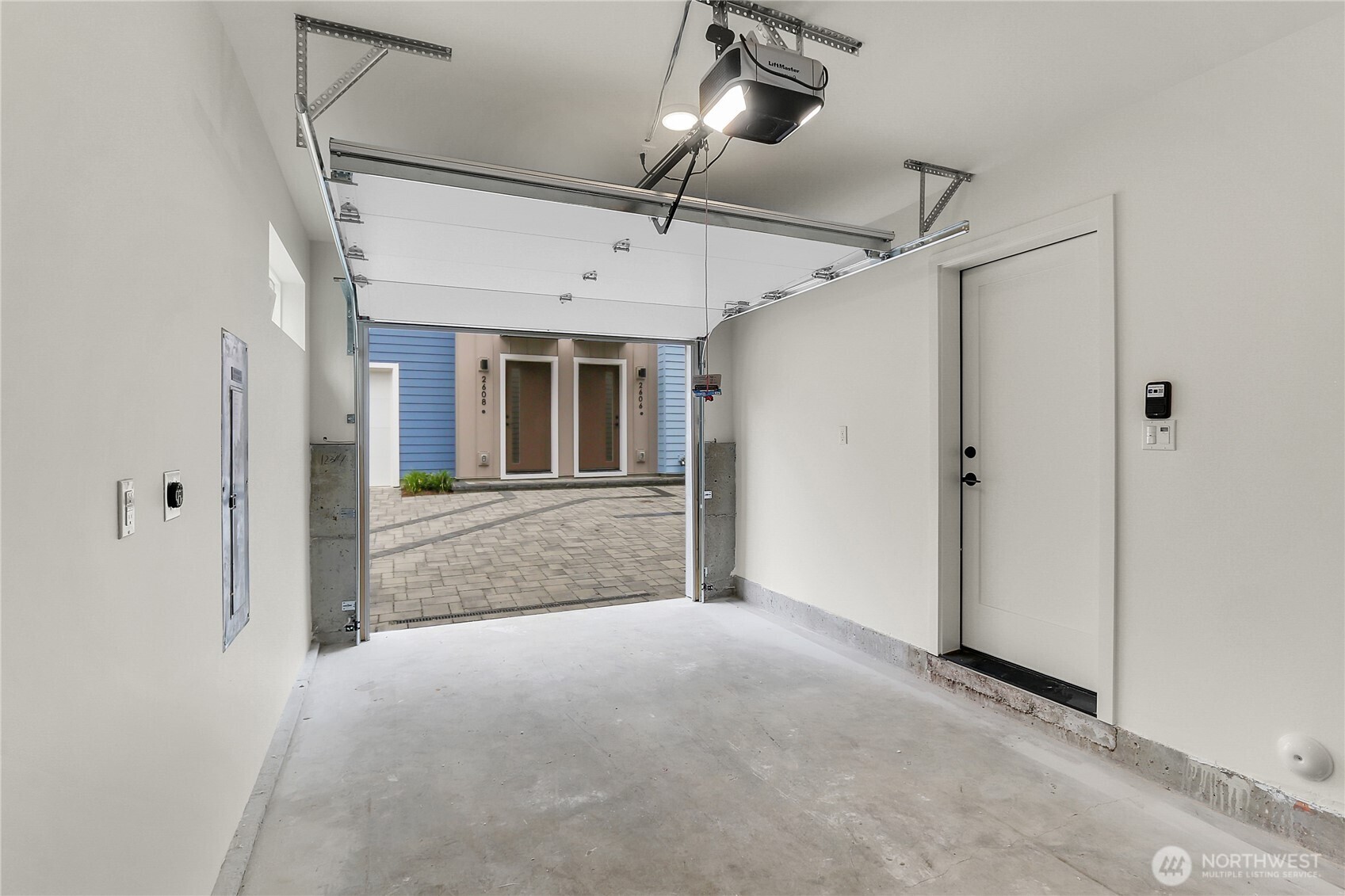 2610 Nw 62nd Street Property Photo 5