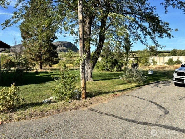 1601 Kernan Road Property Photo 6