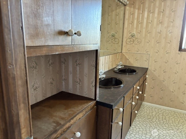 1601 Kernan Road Property Photo 24
