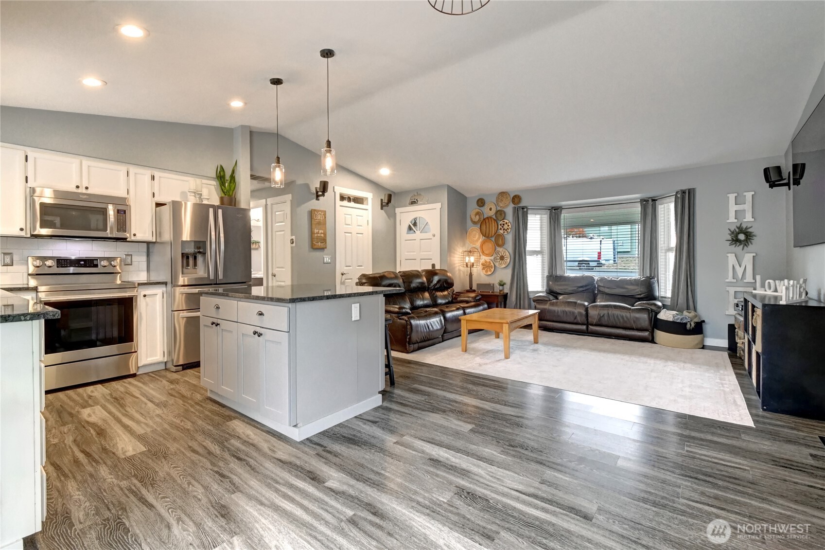 13017 25th Avenue Property Photo 8
