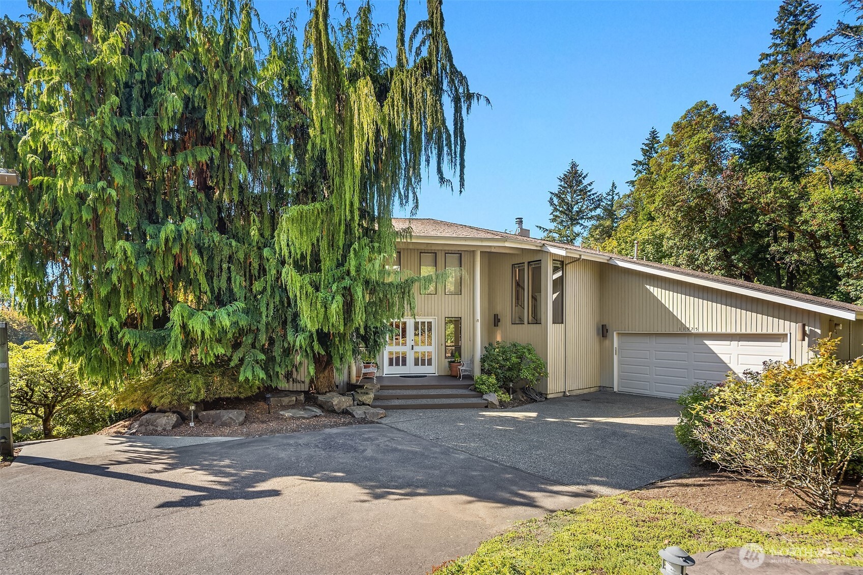 11925 73rd Place Property Photo 3