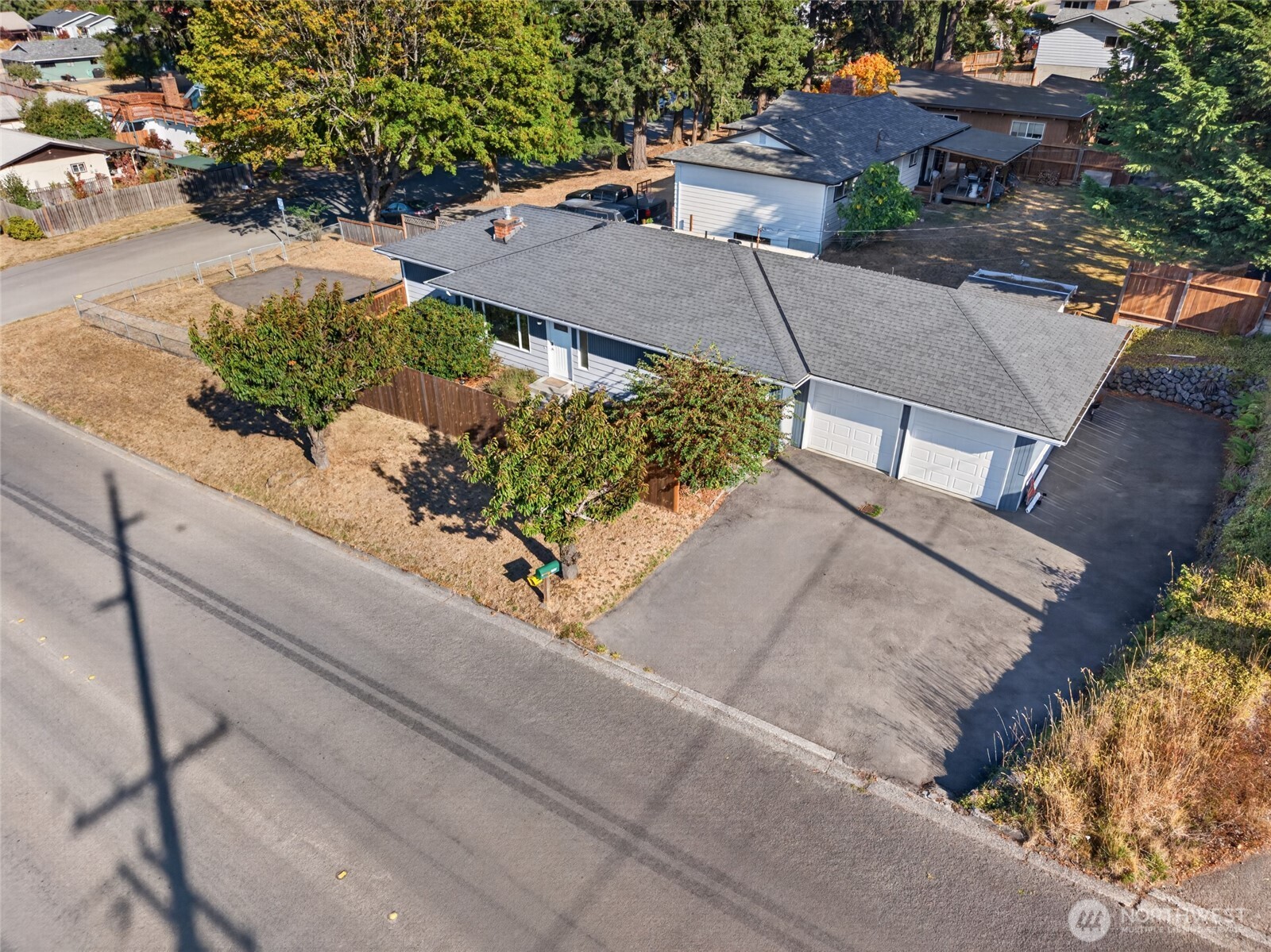 1105 S I Street Property Photo 2