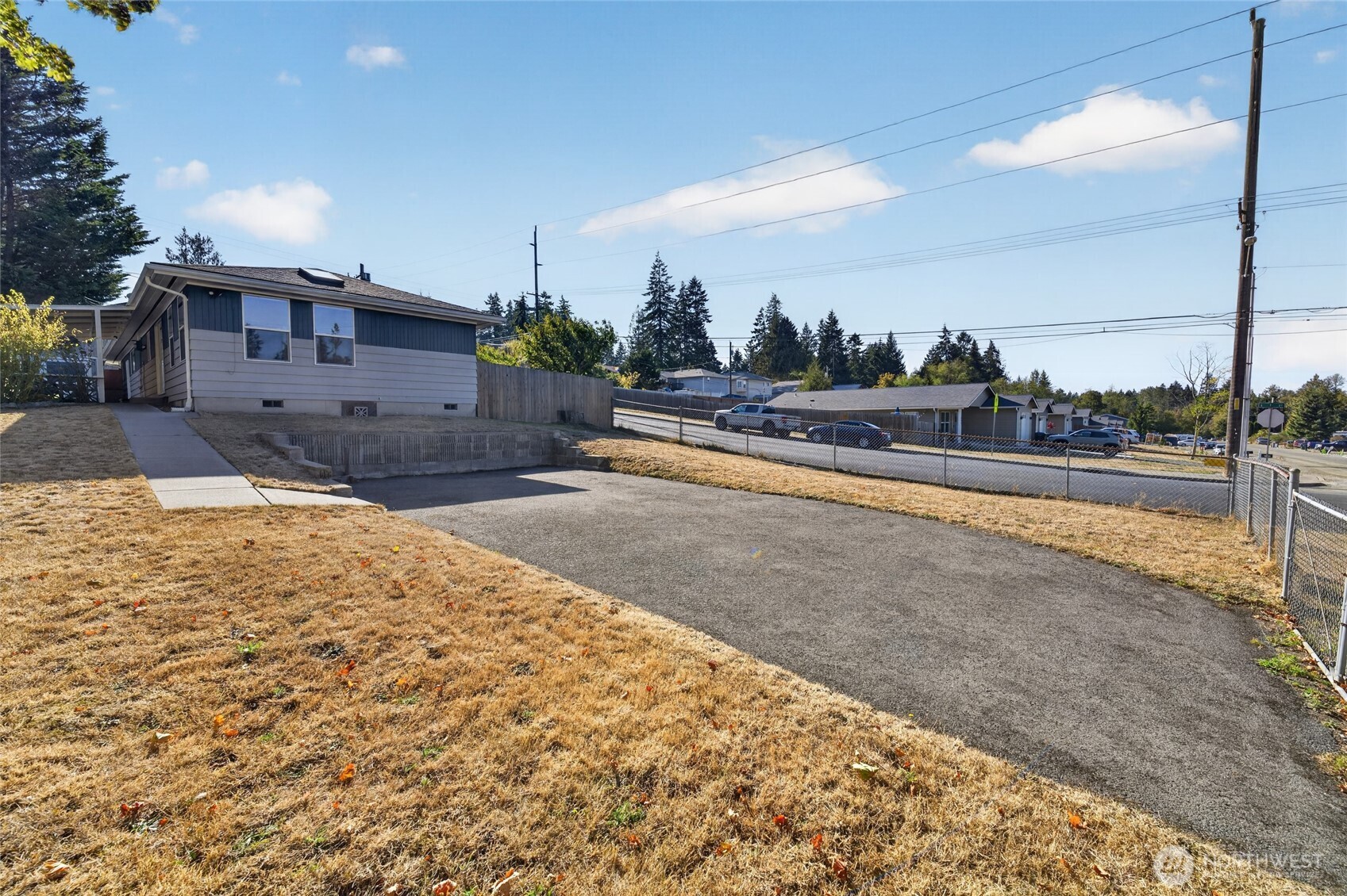 1105 S I Street Property Photo 3