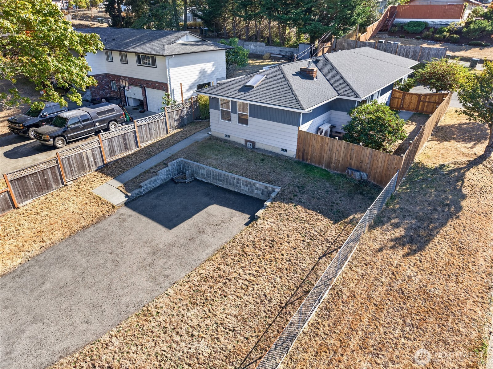 1105 S I Street Property Photo 4