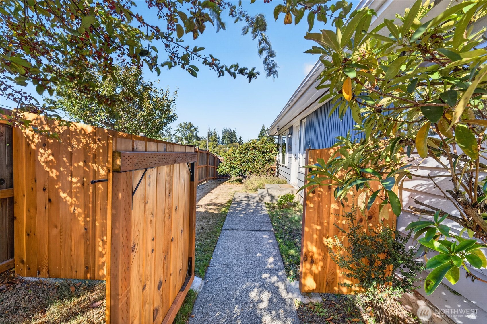 1105 S I Street Property Photo 8