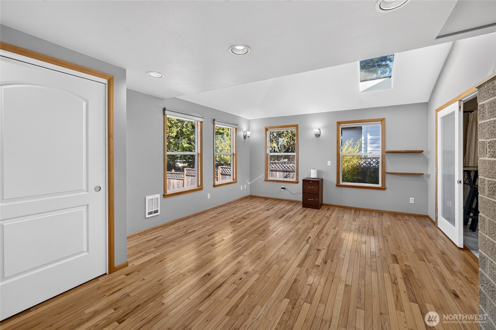 1105 S I Street Property Photo 17