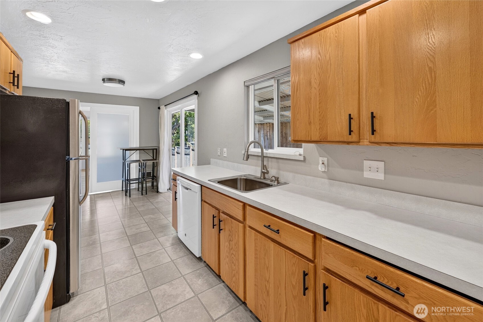 1105 S I Street Property Photo 21