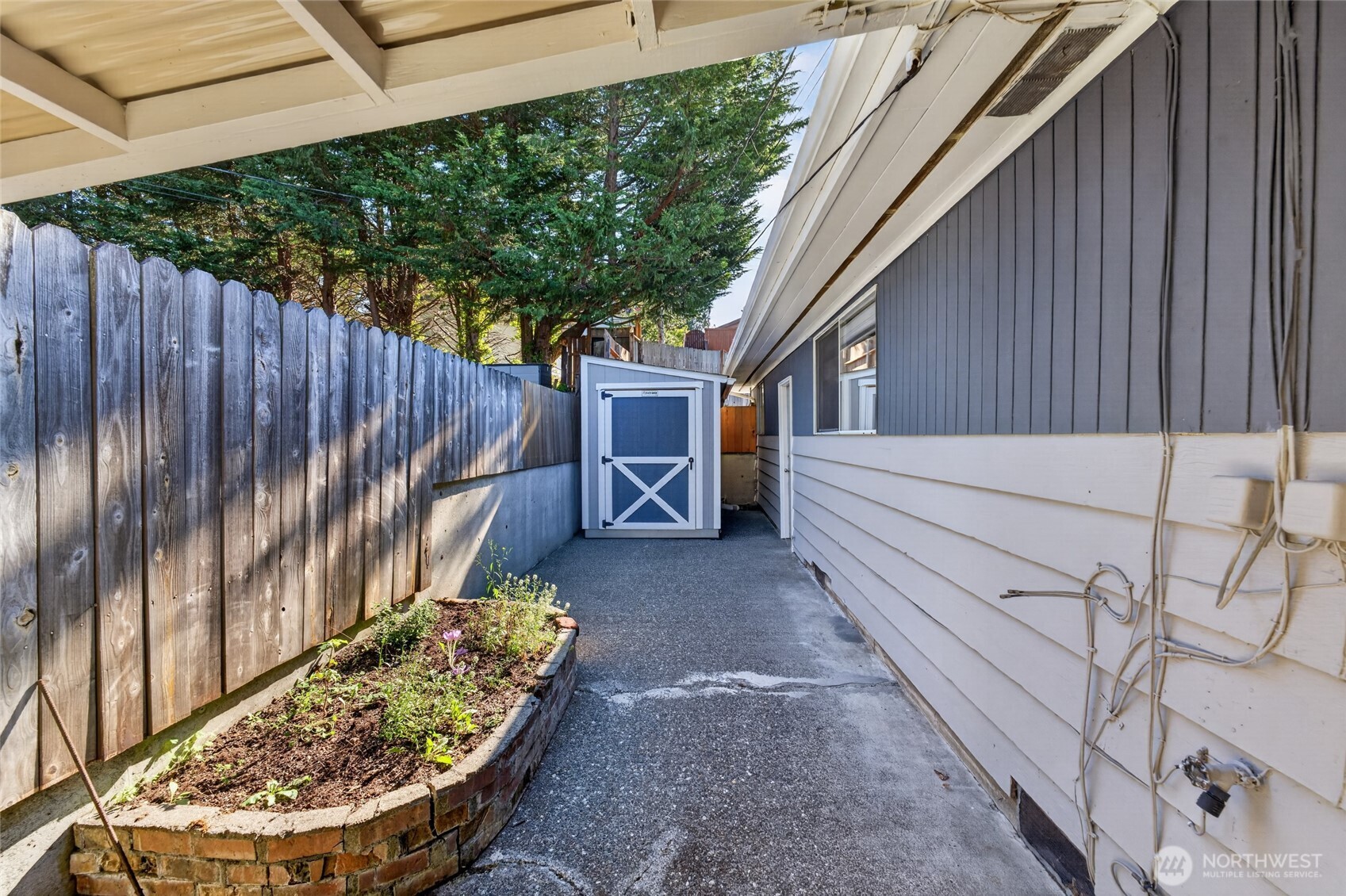 1105 S I Street Property Photo 32