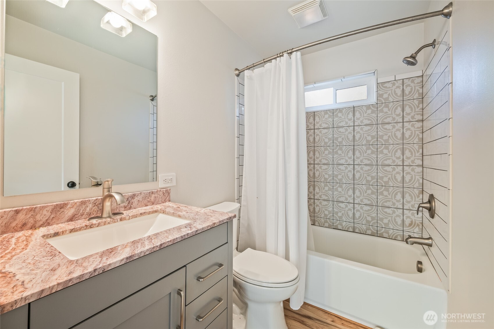 1126 8th Street Property Photo 15