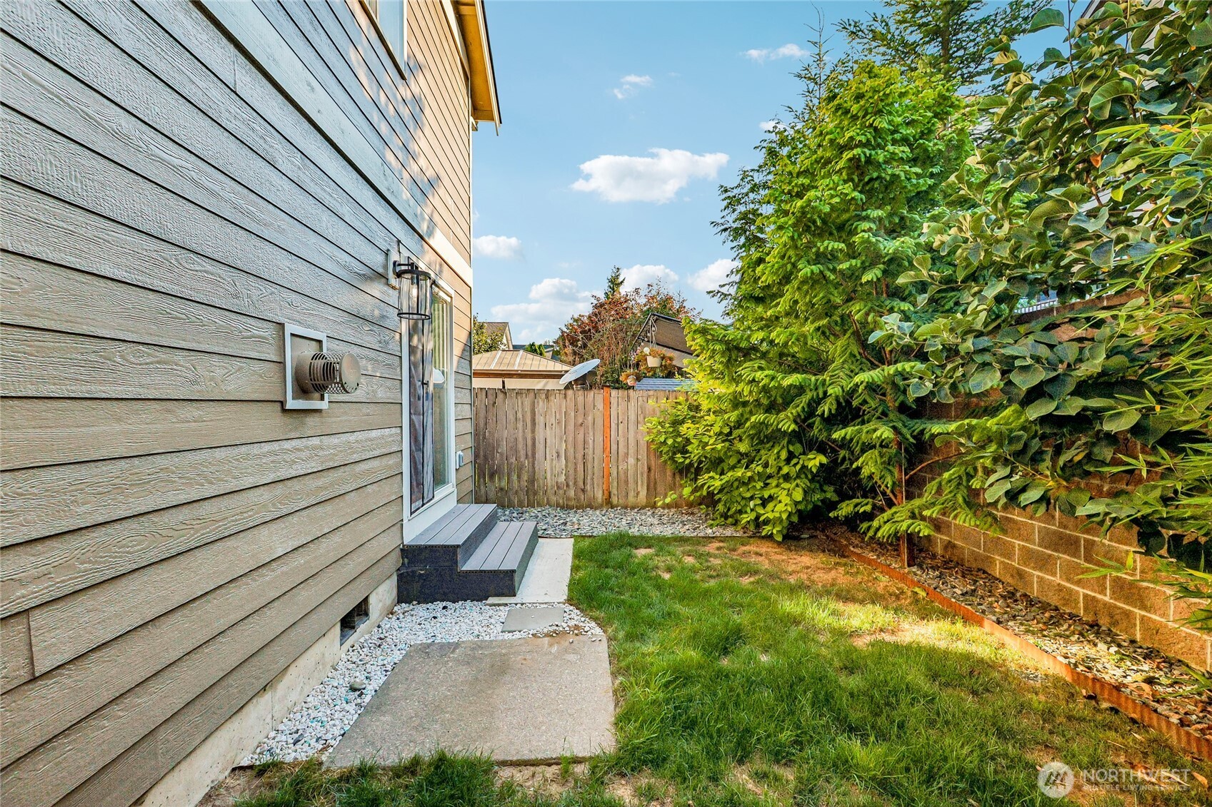 17524 27th Avenue Property Photo 31