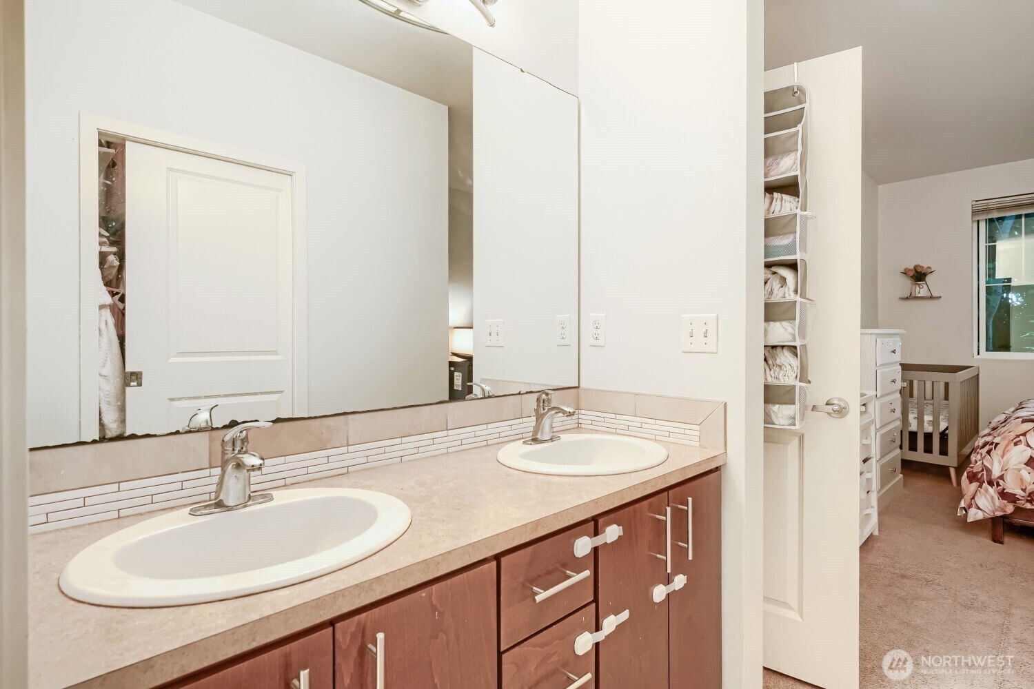 21082 40th Place G1 Property Photo 18