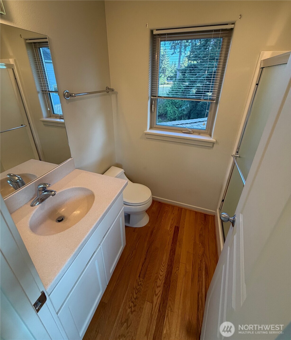 152 Dunsmuir Rd Property Photo 11