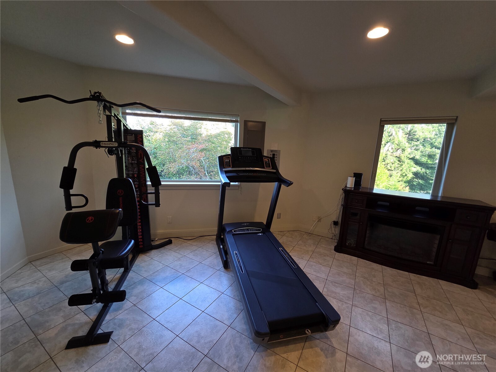 152 Dunsmuir Rd Property Photo 15