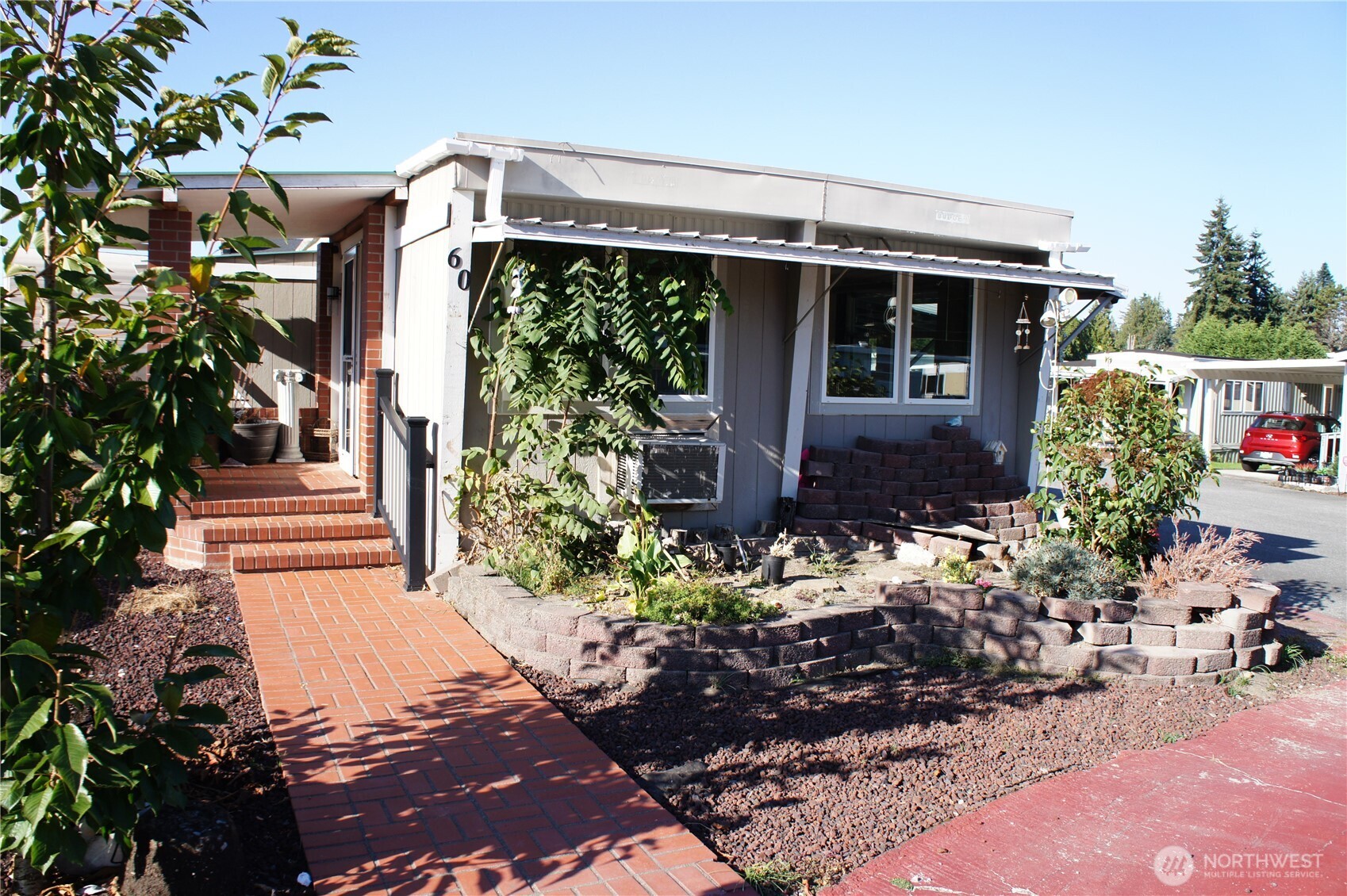 18501 52nd Ave W 60 Property Photo 1