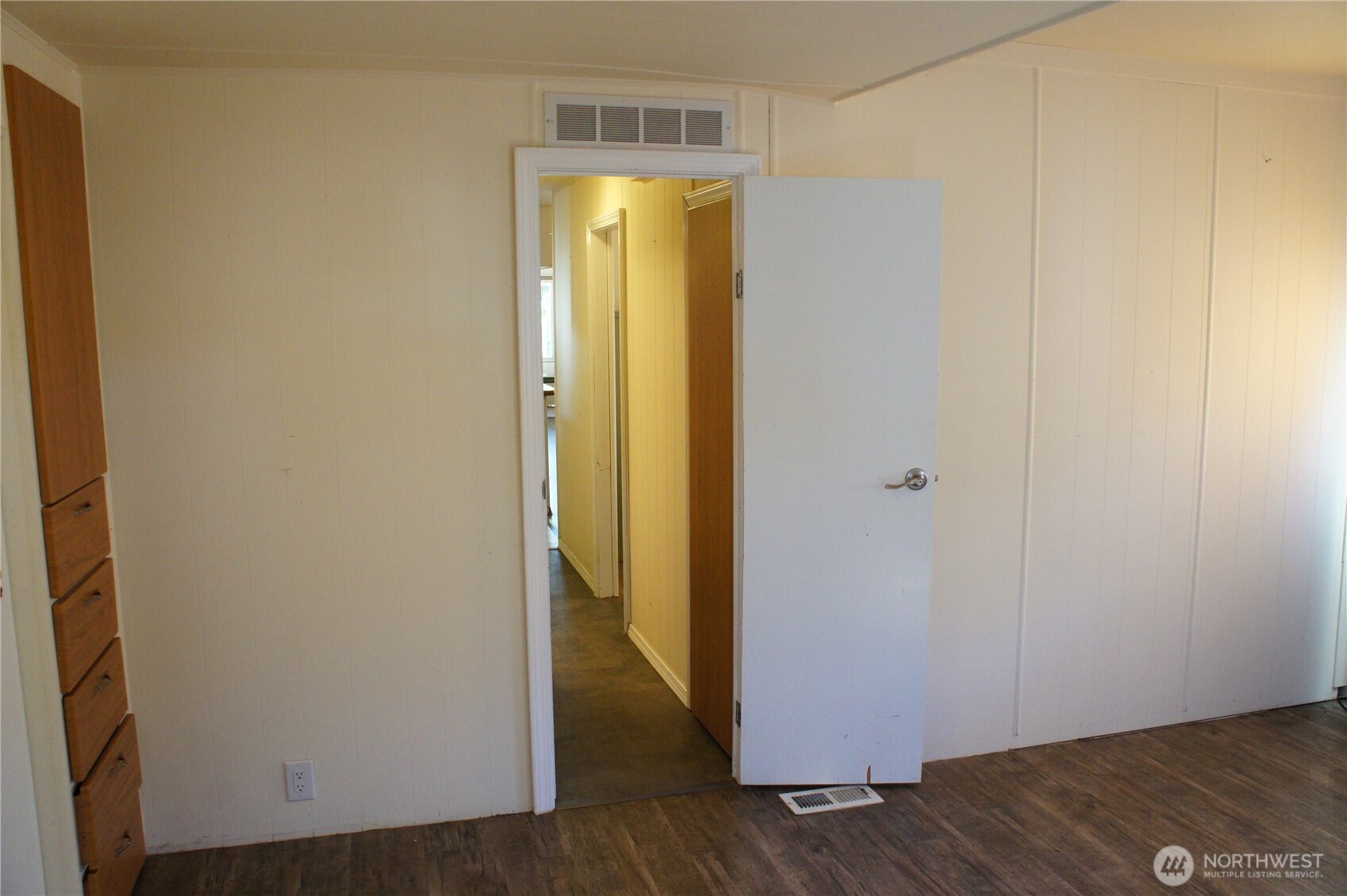 18501 52nd Ave W 60 Property Photo 18