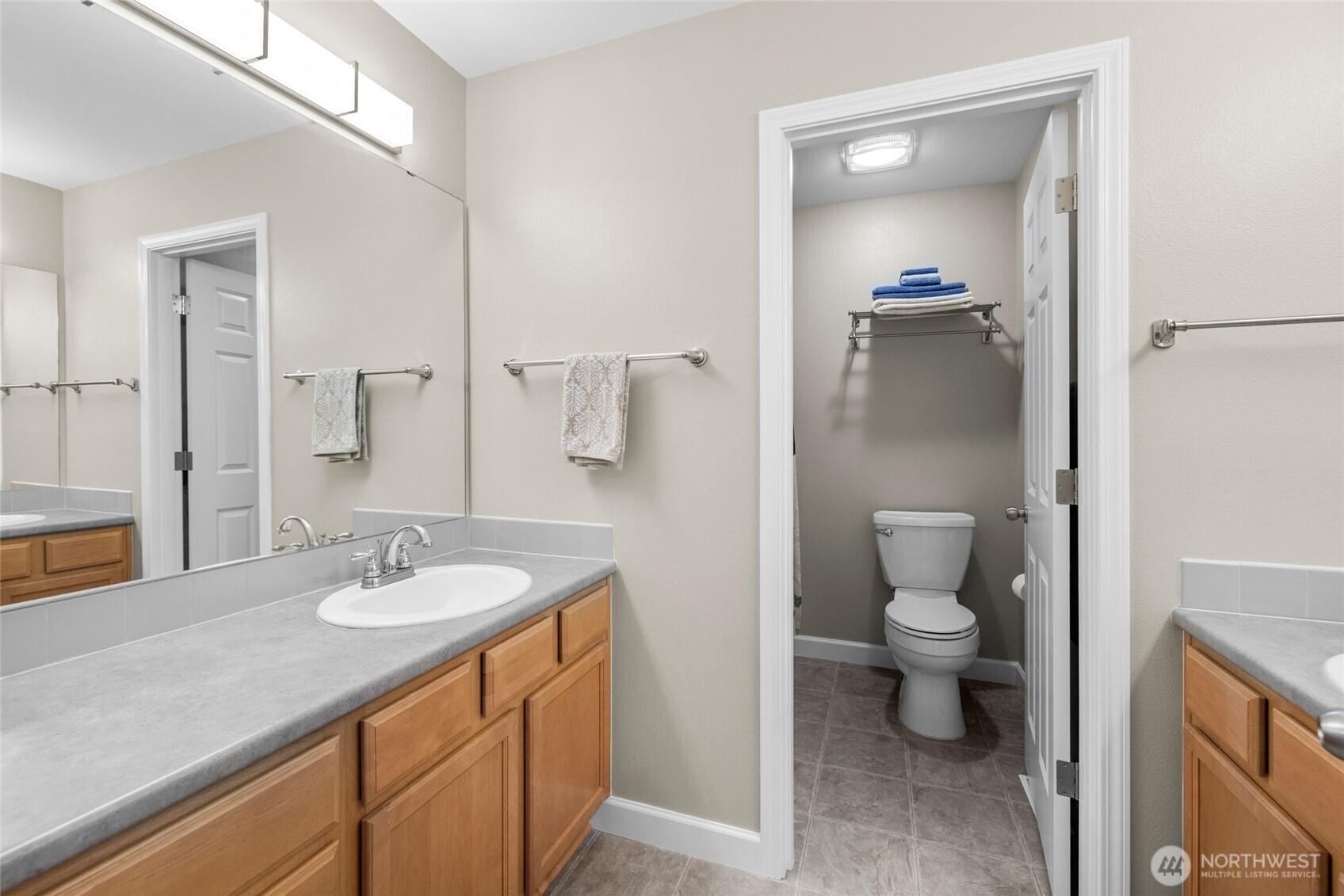824 Pyramid Peak Place Property Photo 22