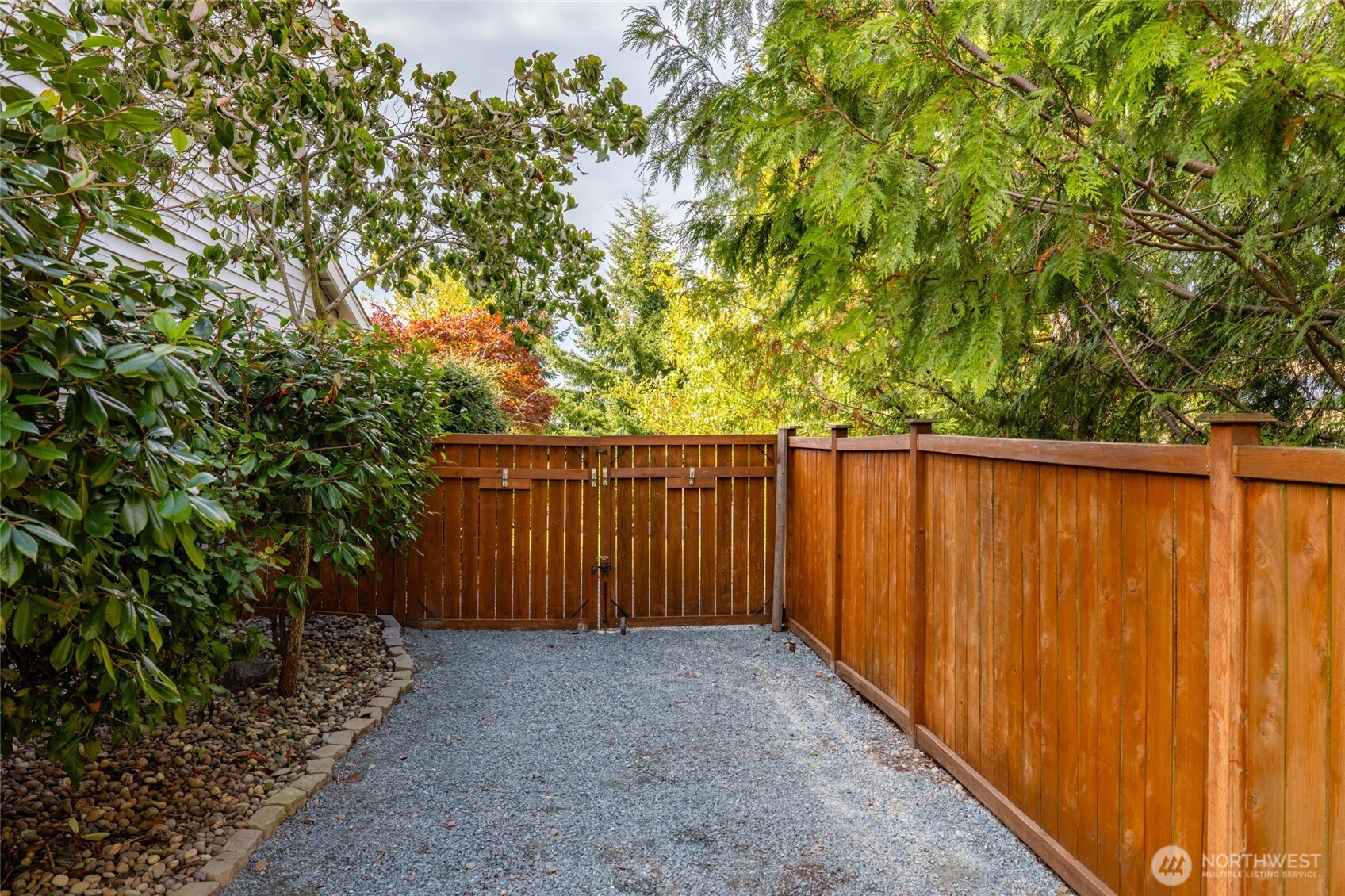 824 Pyramid Peak Place Property Photo 29