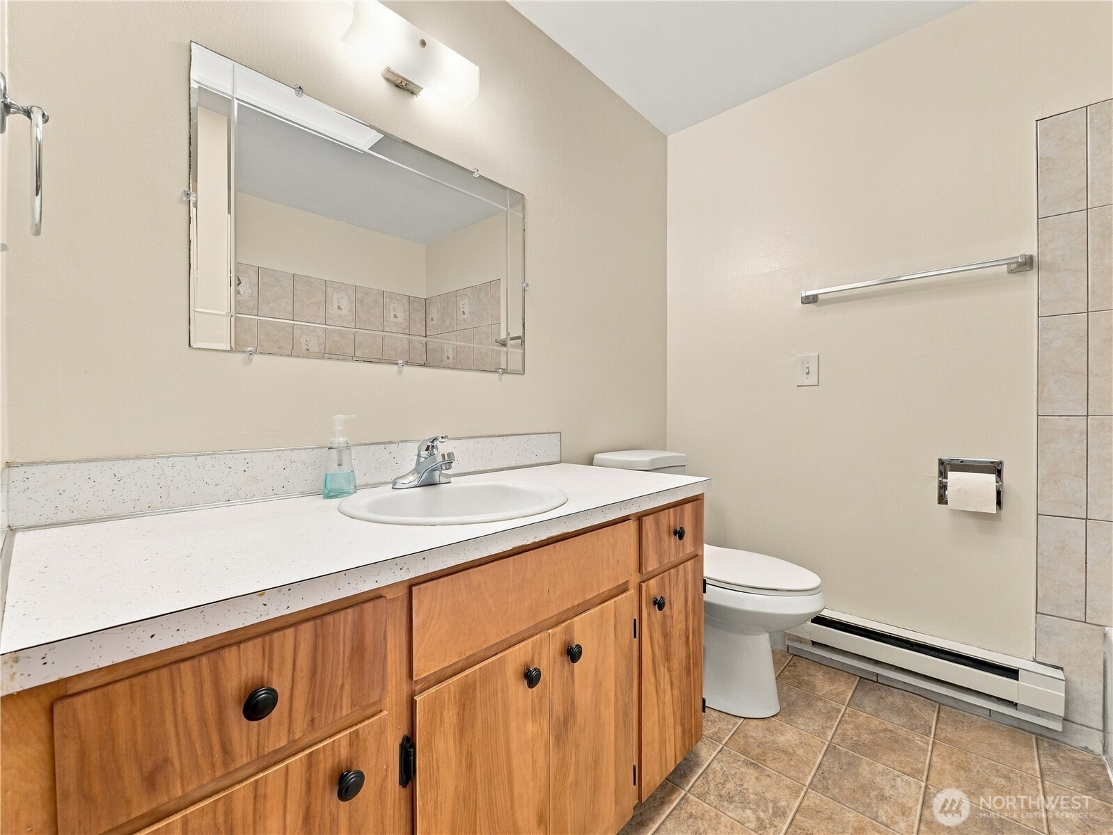 1609 E Wright Avenue Property Photo 15