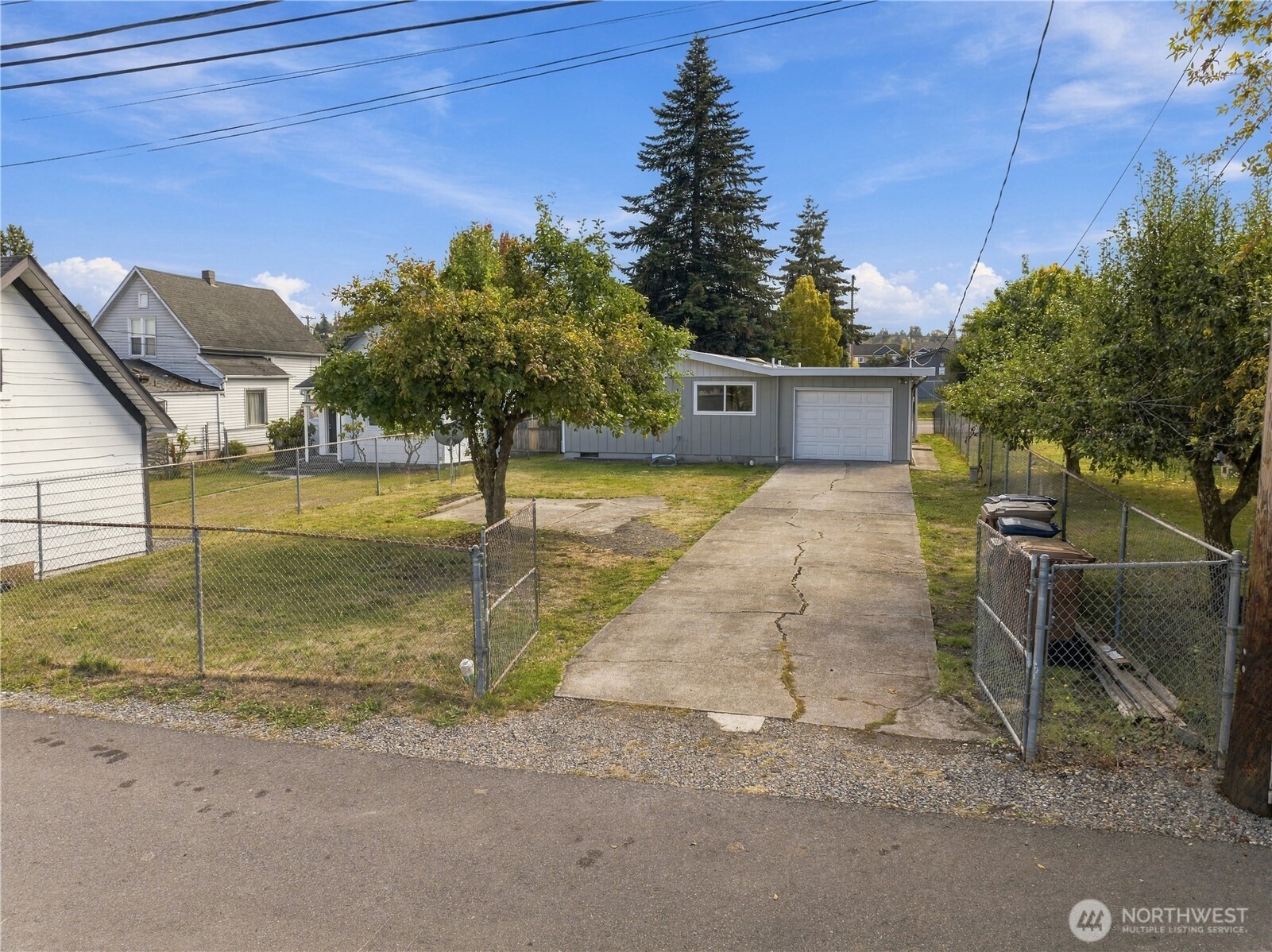 1609 E Wright Avenue Property Photo 31