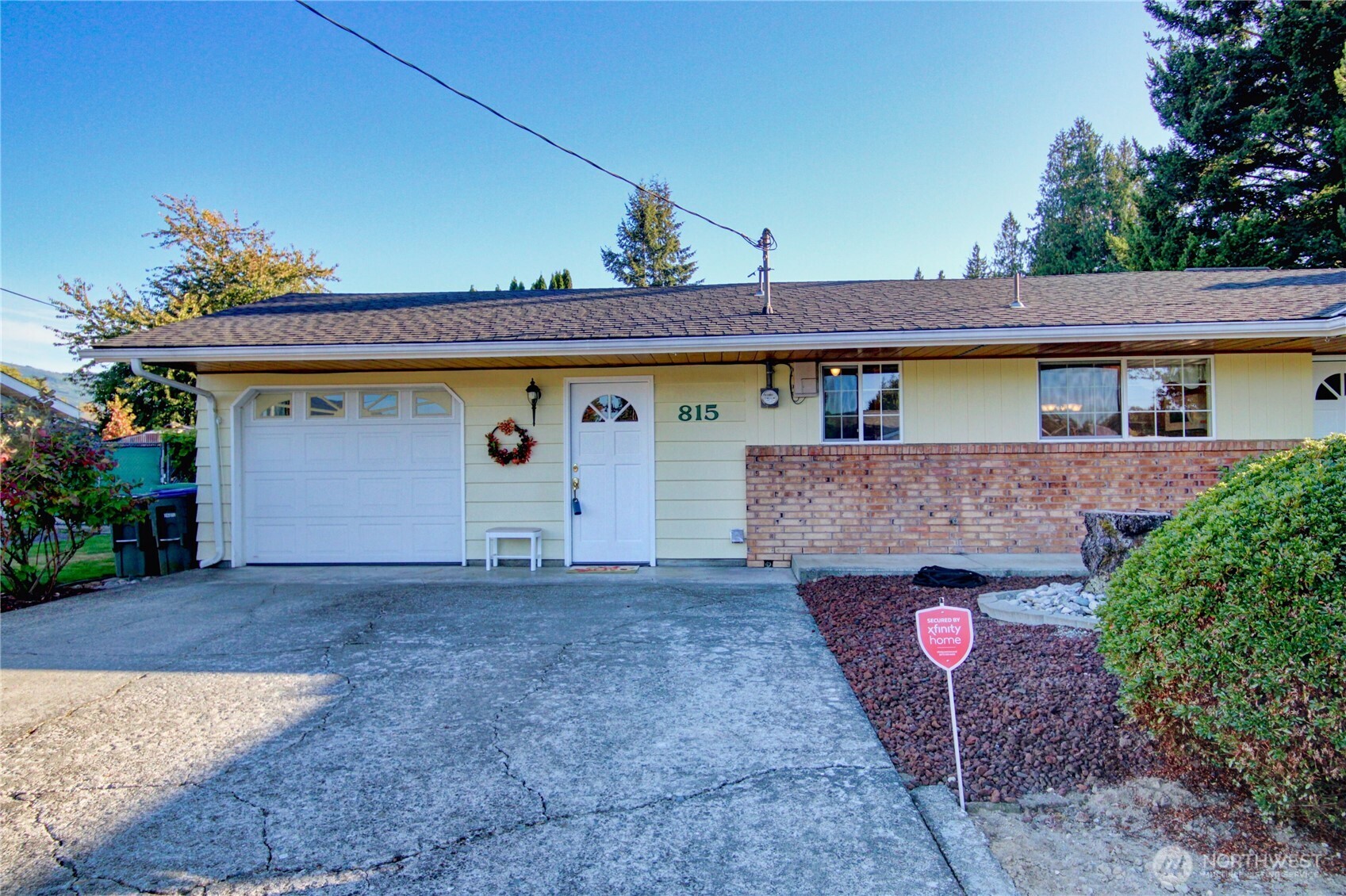 815 Evans Drive Property Photo 2