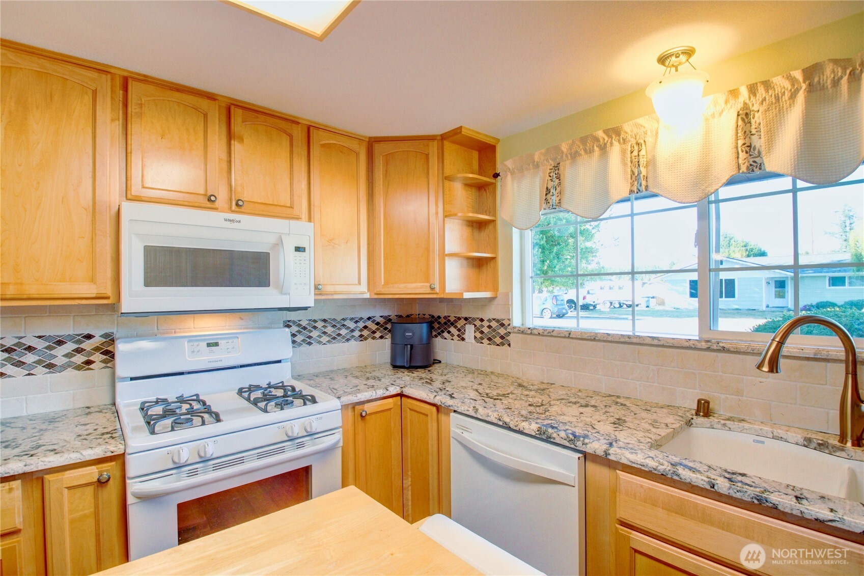 815 Evans Drive Property Photo 10