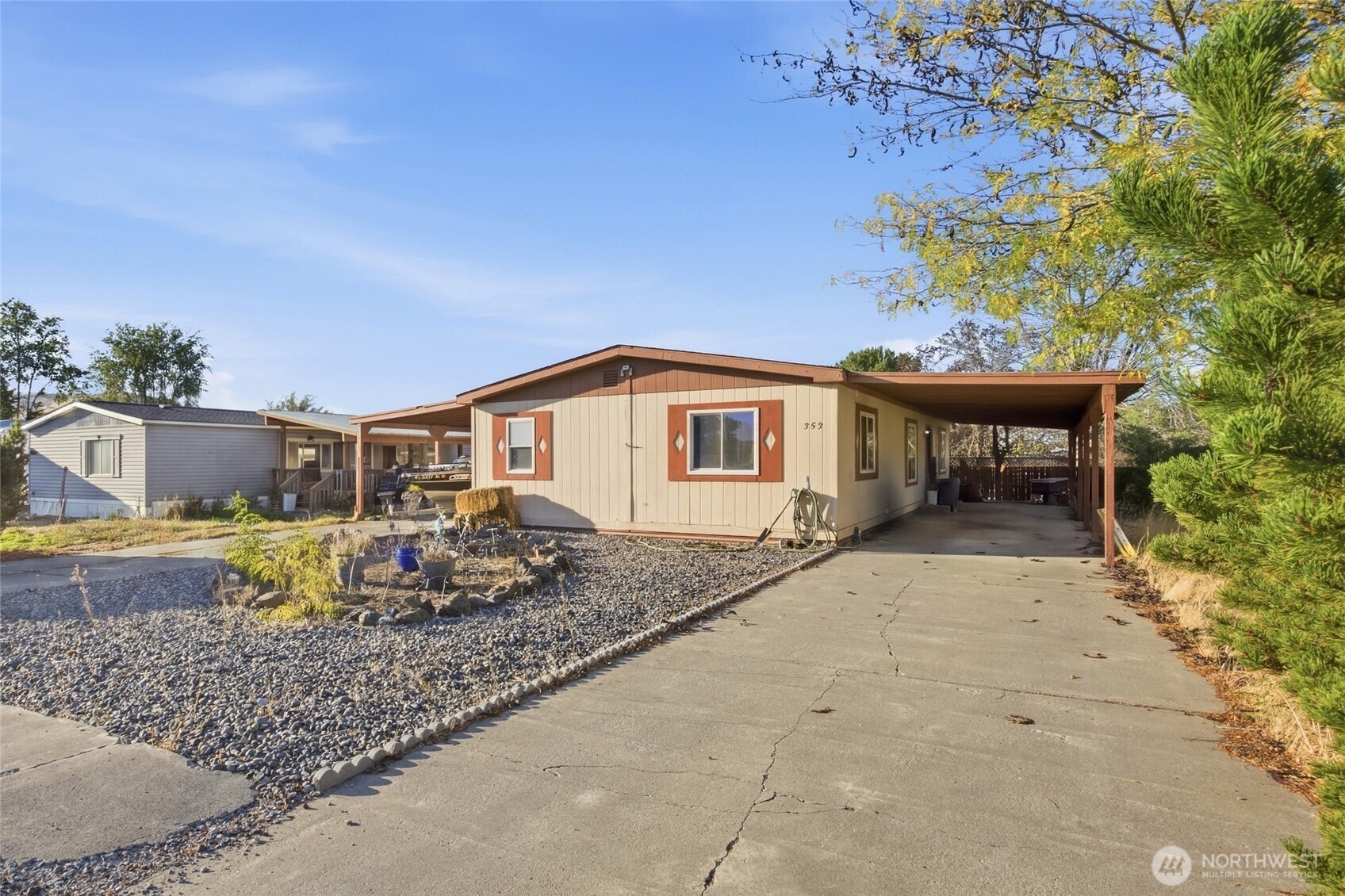 353 5th Avenue Property Photo 1