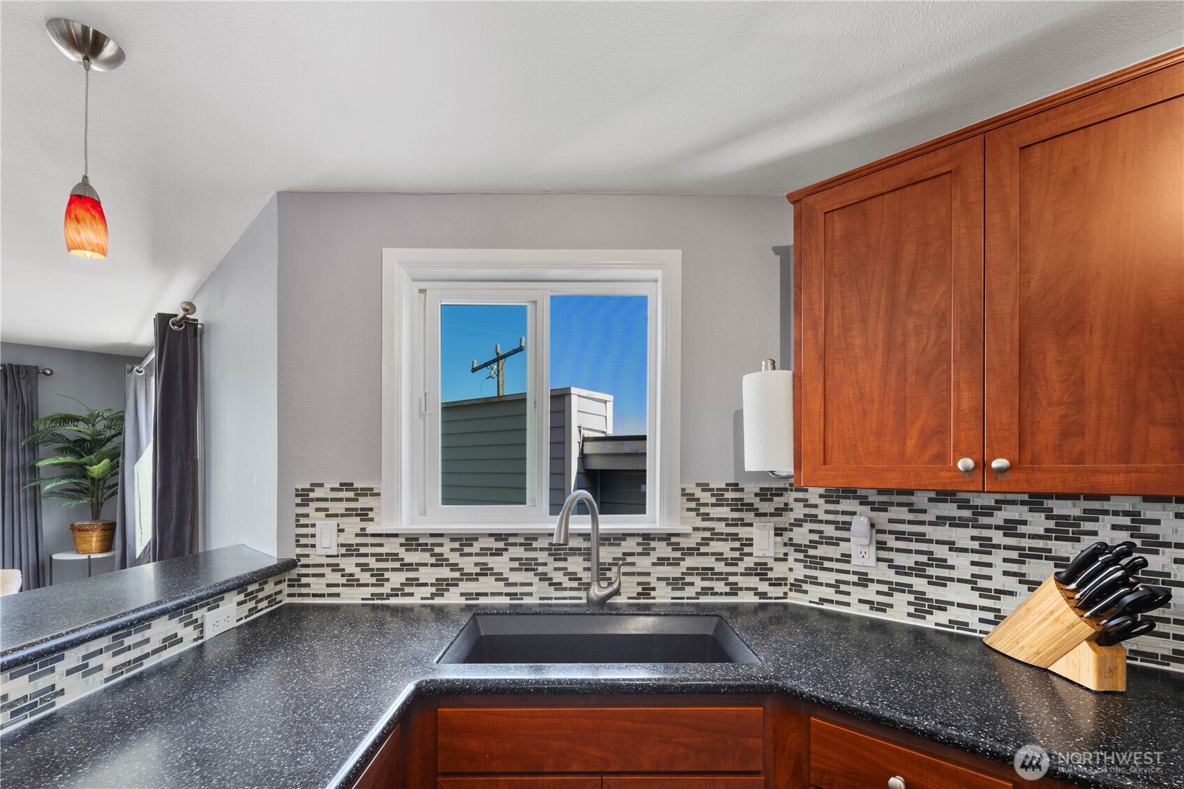 7111 Linden Avenue 304 Property Photo 14