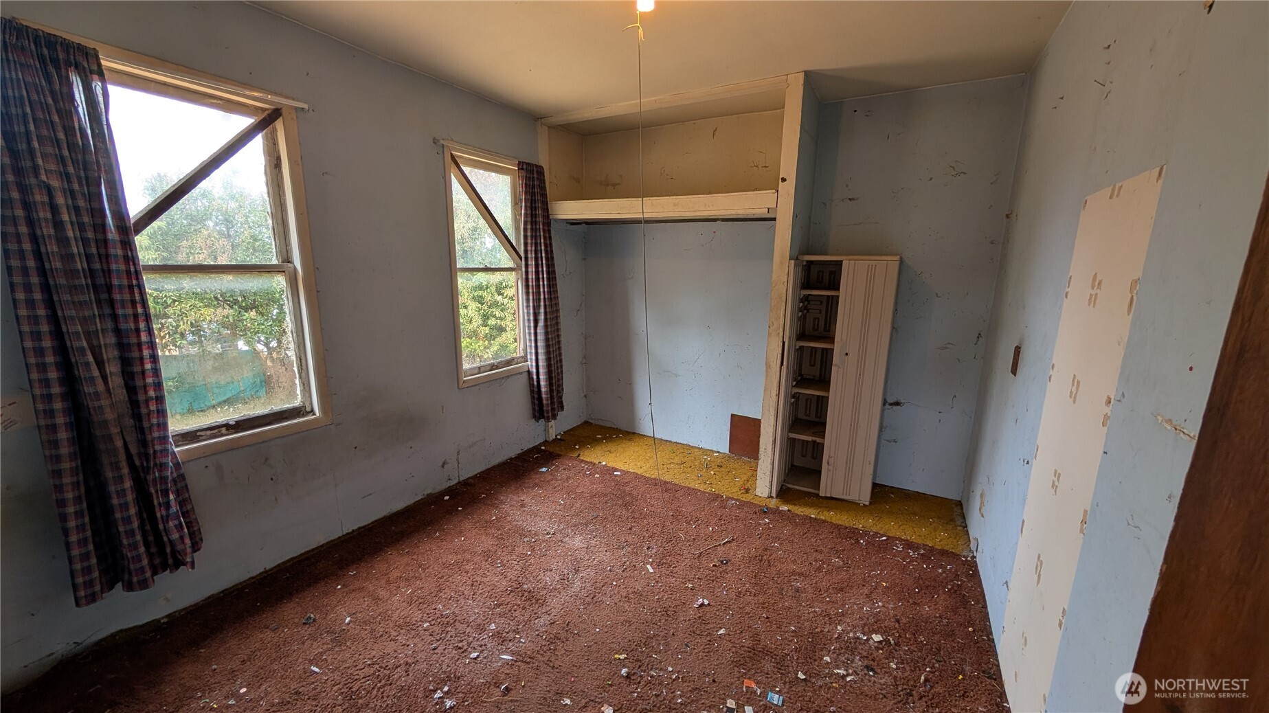 1811 W 5th Street Property Photo 9