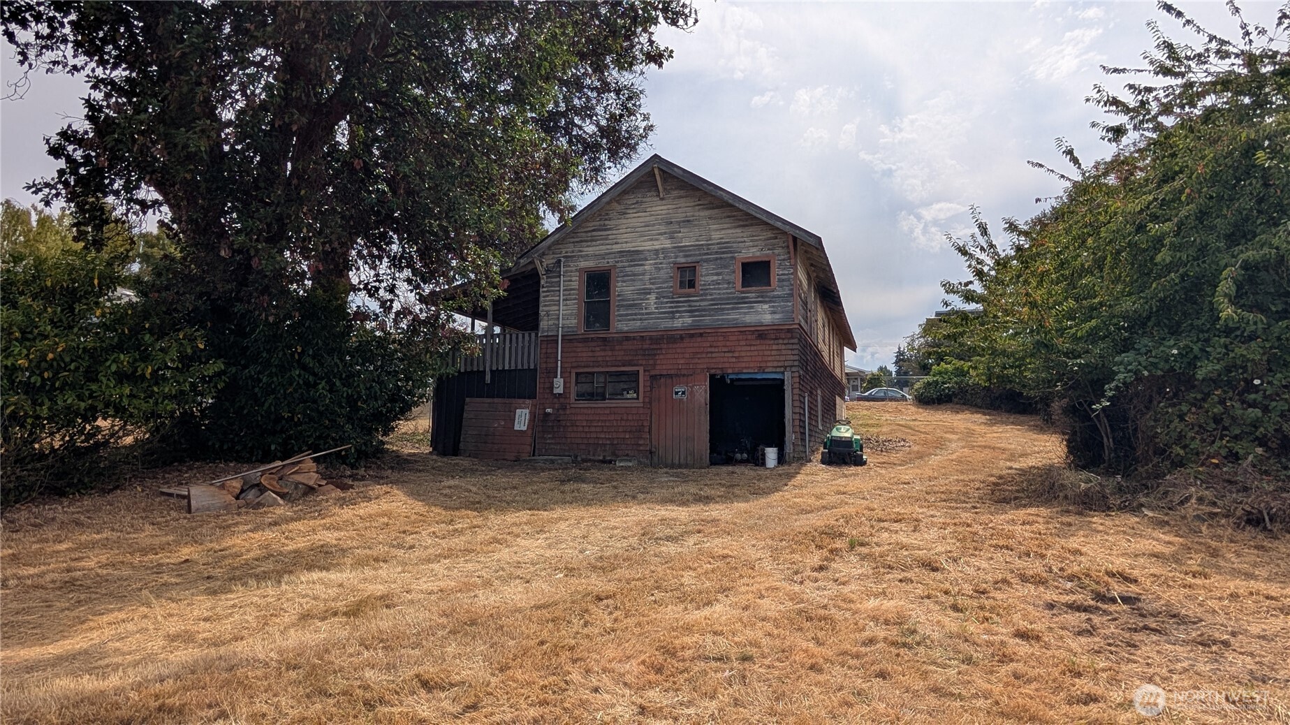 1811 W 5th Street Property Photo 24