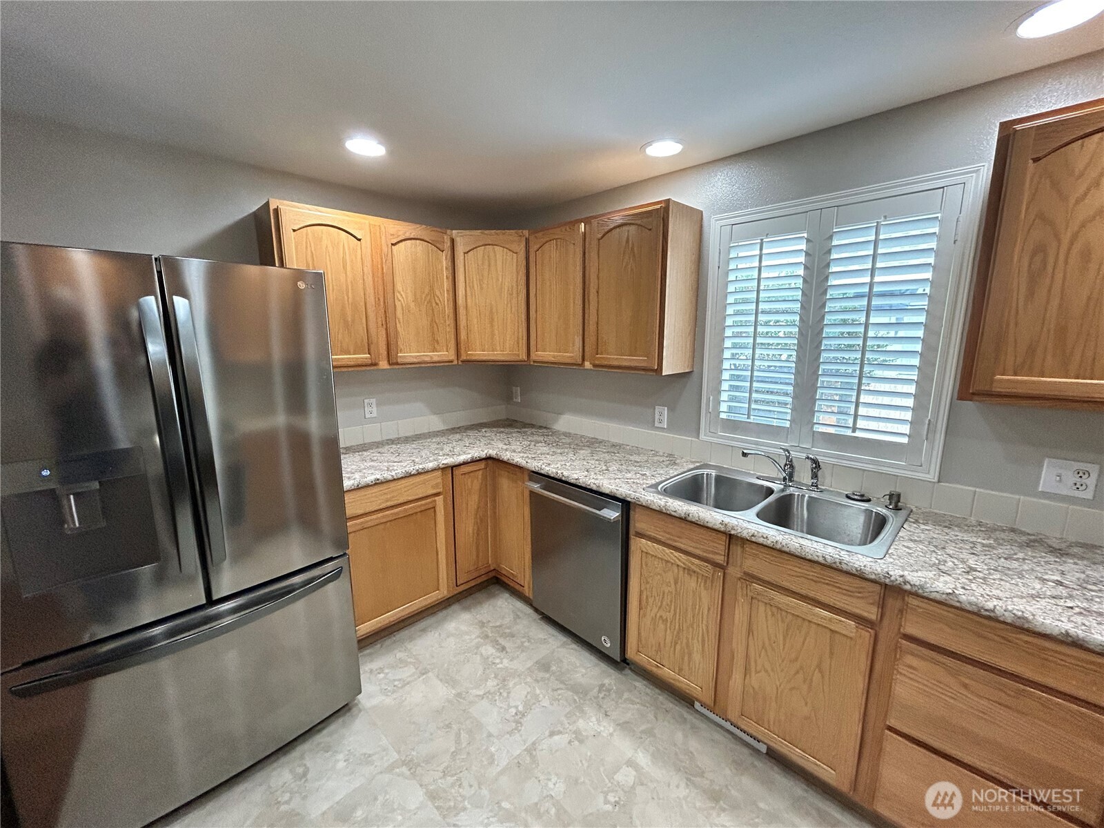 6729 S Mason Avenue Property Photo 12