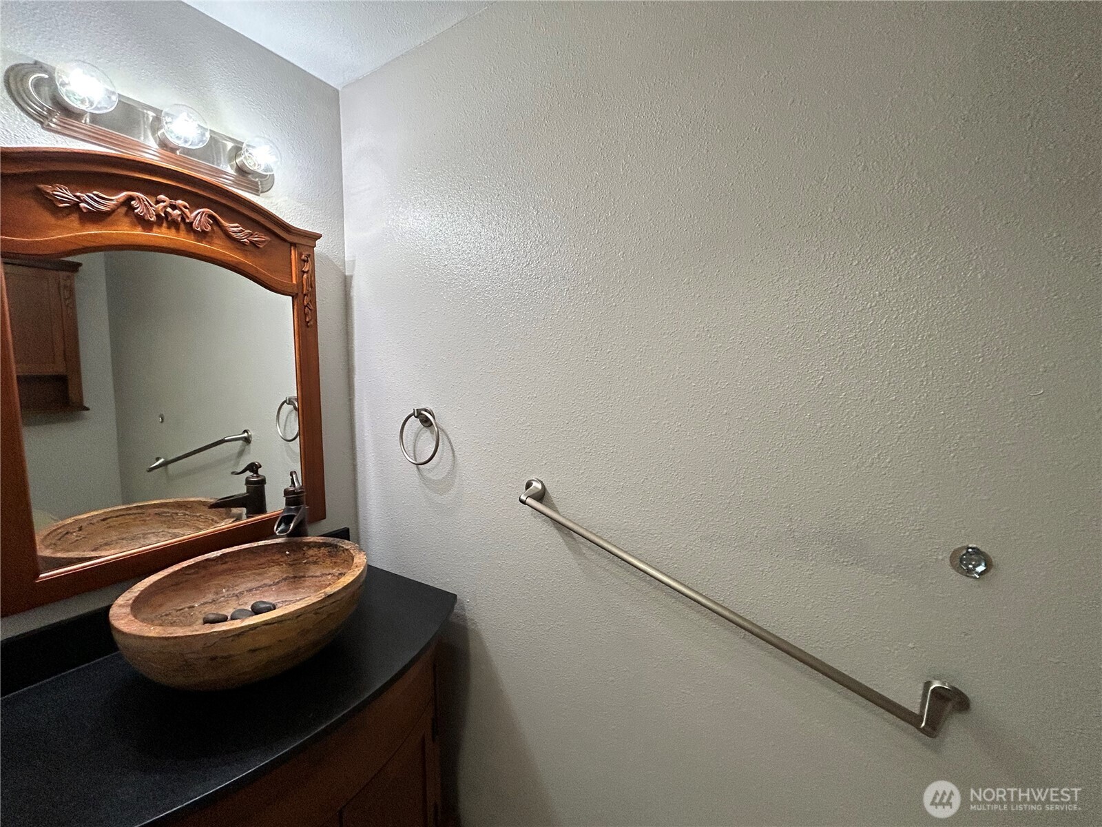 6729 S Mason Avenue Property Photo 13