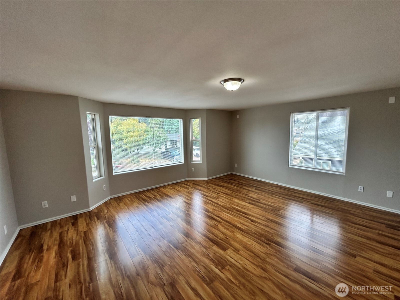 6729 S Mason Avenue Property Photo 14