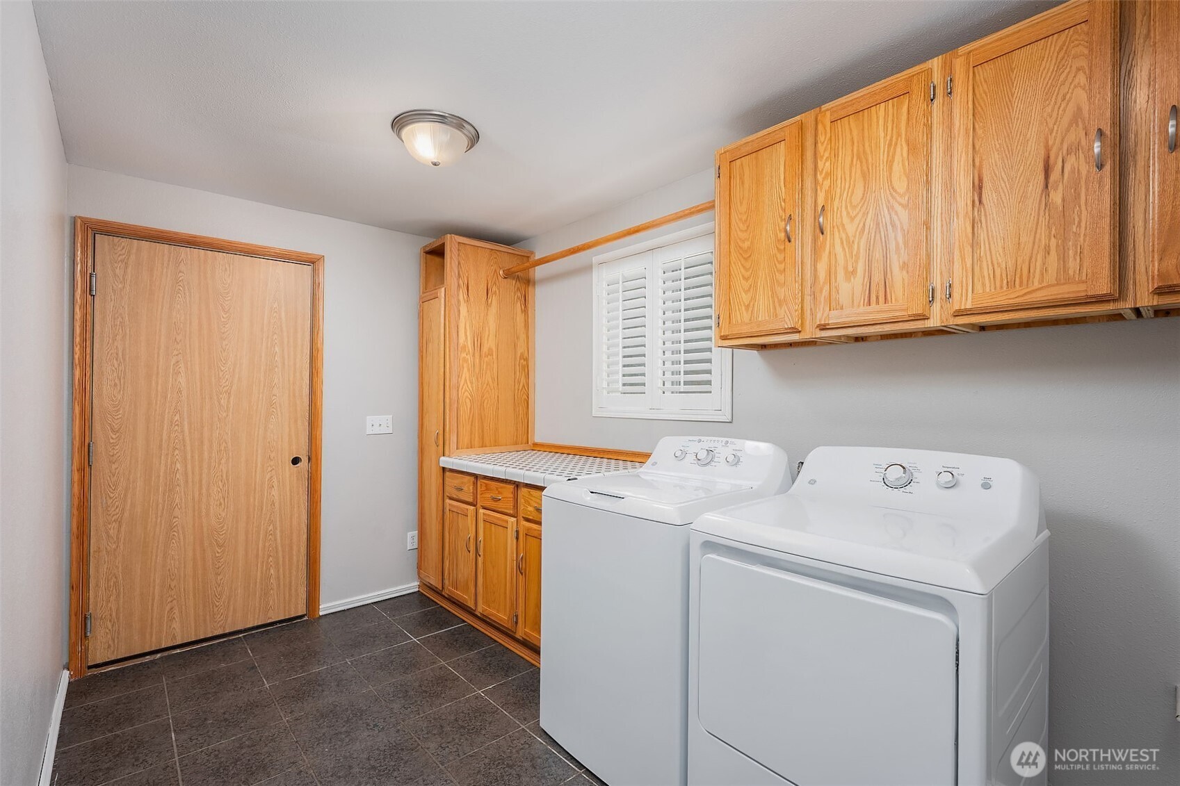6729 S Mason Avenue Property Photo 16