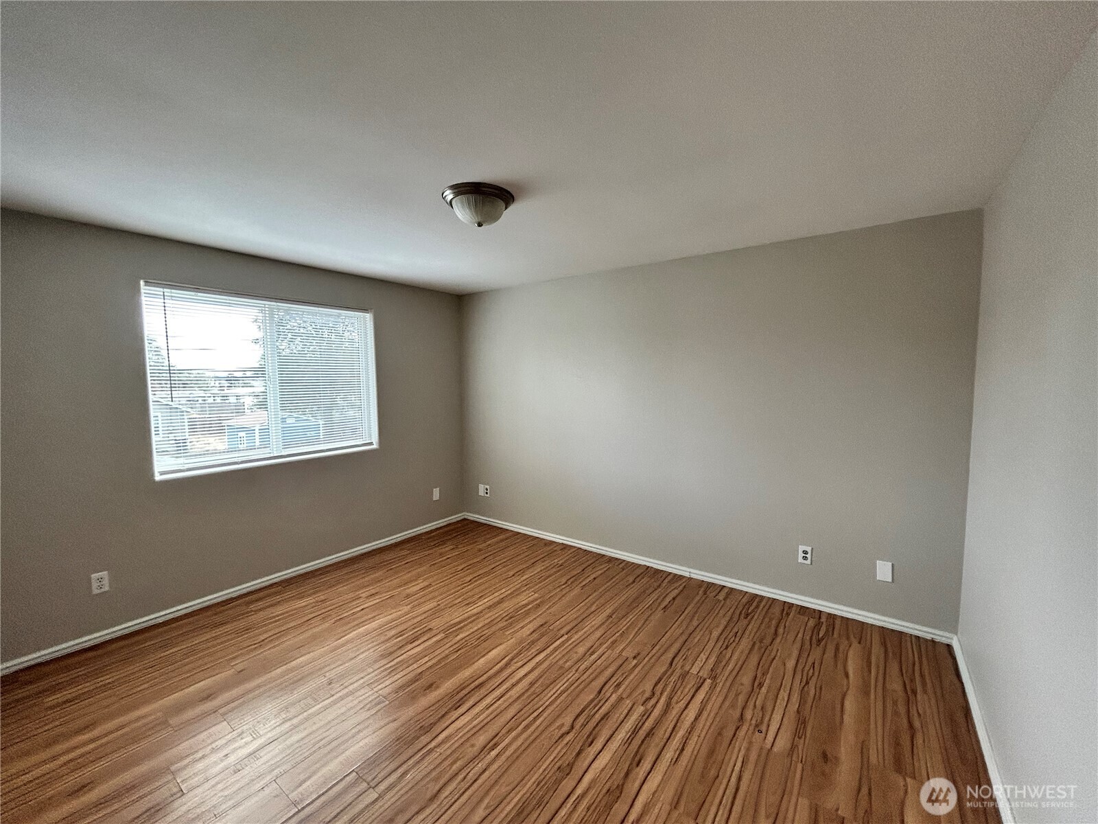 6729 S Mason Avenue Property Photo 18