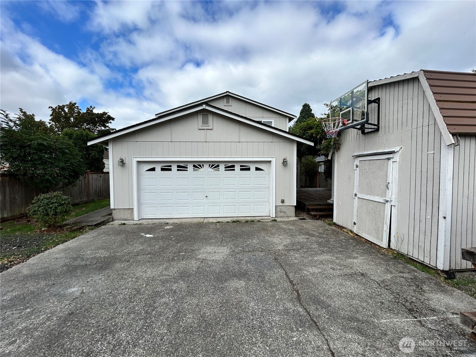 6729 S Mason Avenue Property Photo 28