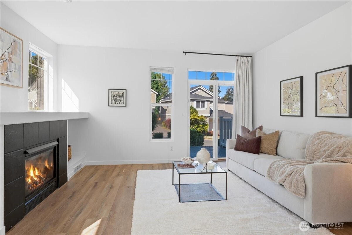 2712 151st Place X101 Property Photo 3
