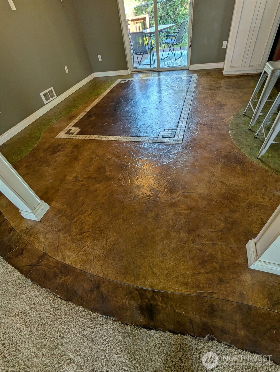1708 S Evans Street Property Photo 10