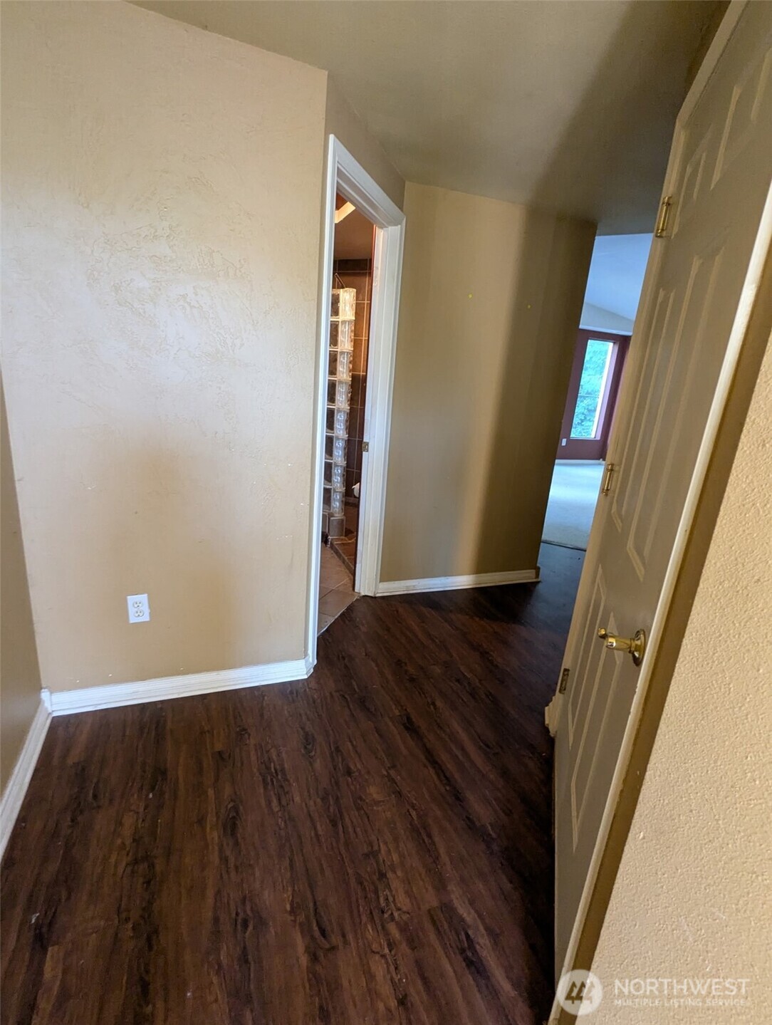 1708 S Evans Street Property Photo 20