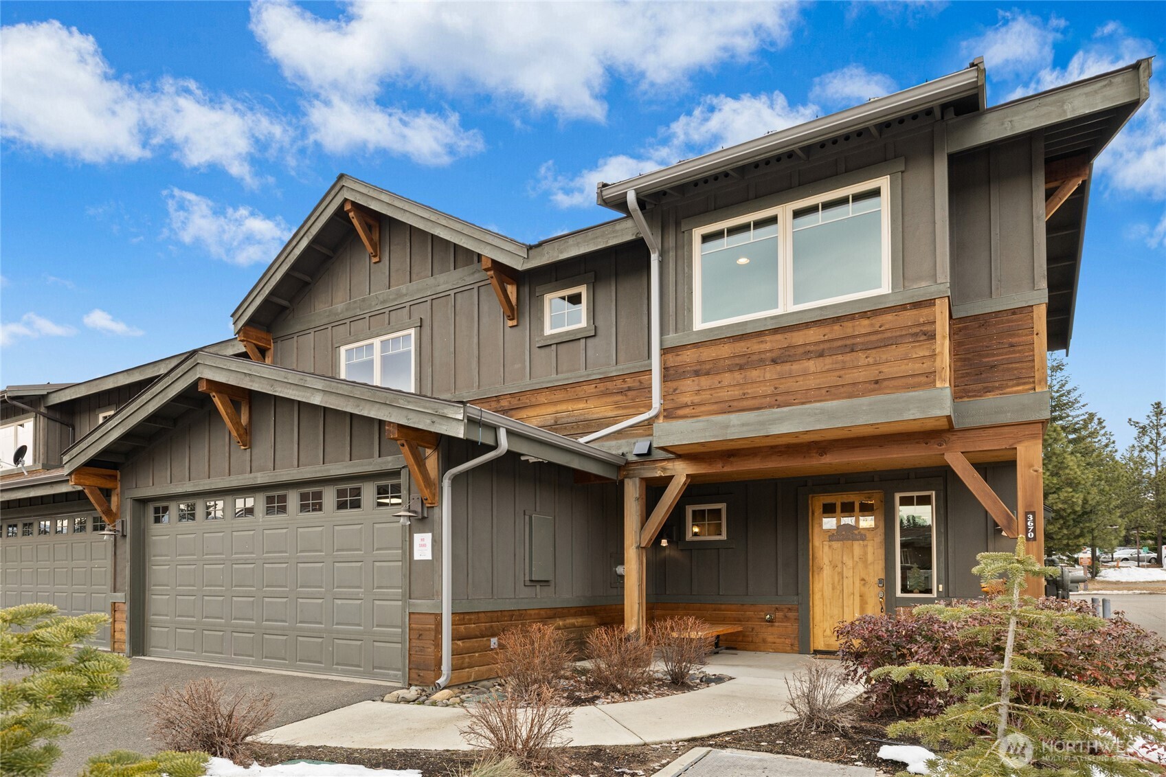 3670 Suncadia Trail Property Photo 1