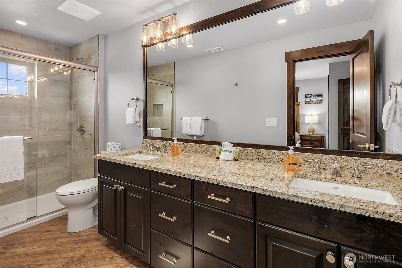 3670 Suncadia Trail Property Photo 19
