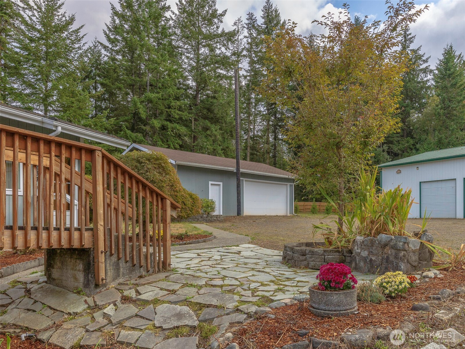10234 Rhody Drive Property Photo 3